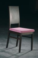 Designer Stuhl schlicht Sitzpolster rosa dunkles Dekor