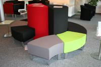 34 Sitzbank Sitzb�nke Bank B�nke schwarz gr�n rot Leder chrom