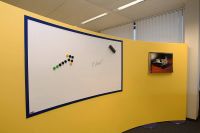 53 Callcenterm�bel Trennw�nde Bogenstellwand gelb