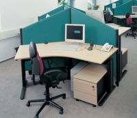 2 Callcenterm�bel Trennw�nde Stellwand t�rkis