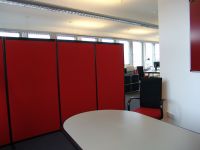 32 Callcenterm�bel Trennw�nde Stellwand rot