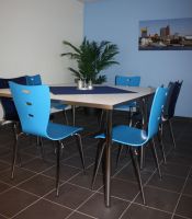 Nr 10e Mehrzweckst�hle blau St�hle ohne Armlehne
