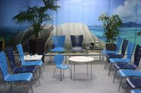 Nr 10d Mehrzweckst�hle blau St�hle ohne Armlehne