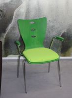 Nr 14a Mehrzweckst�hle gr�ne St�hle mit Armlehne