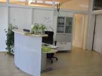 Nr 16 moderne_Theken_Empfangstheke halbrund