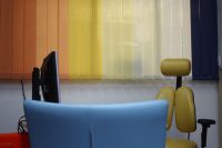 33_ Kunstlederstuhl bunte Stuhl Kunstleder mit Armlehnen
