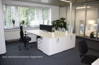 Nr.5 Doppelschreibtisch wei� mit Schwarzglastrennwand
