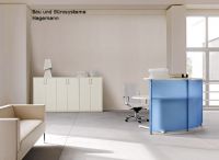 Superchic 19 Vorzimmer B�ro wei� blau Theke Couch Arbeiten