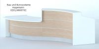 Nr. 36 wei�e/ eiche hell Theke 336 cm lang s-f�rmig mit Licht