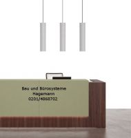 1.1.5 Verwaltungstheke Wenge Theke/ gr�ner Frontaufsatz